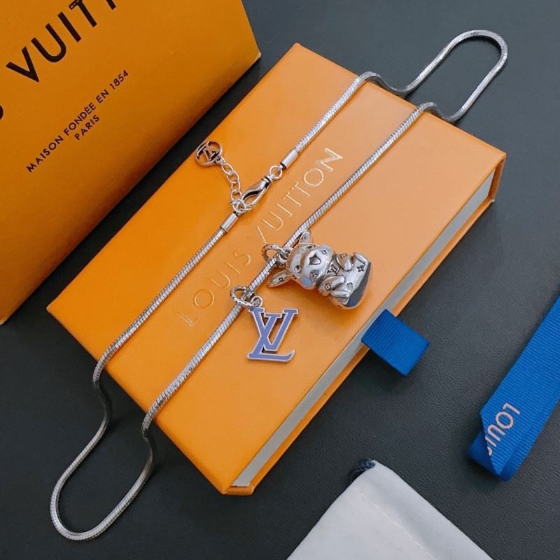 Louis Vuitton Necklaces